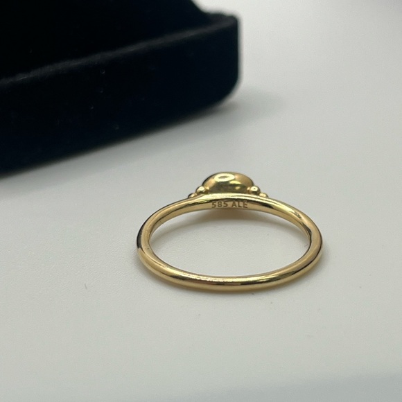 PANDORA 14K Yellow Gold Onyx Cabochon Pod Ring - Picture 6 of 6